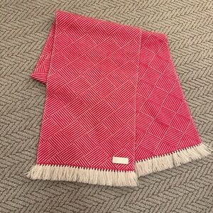 🩷🩷 Hermes tile weave cashmere scarf